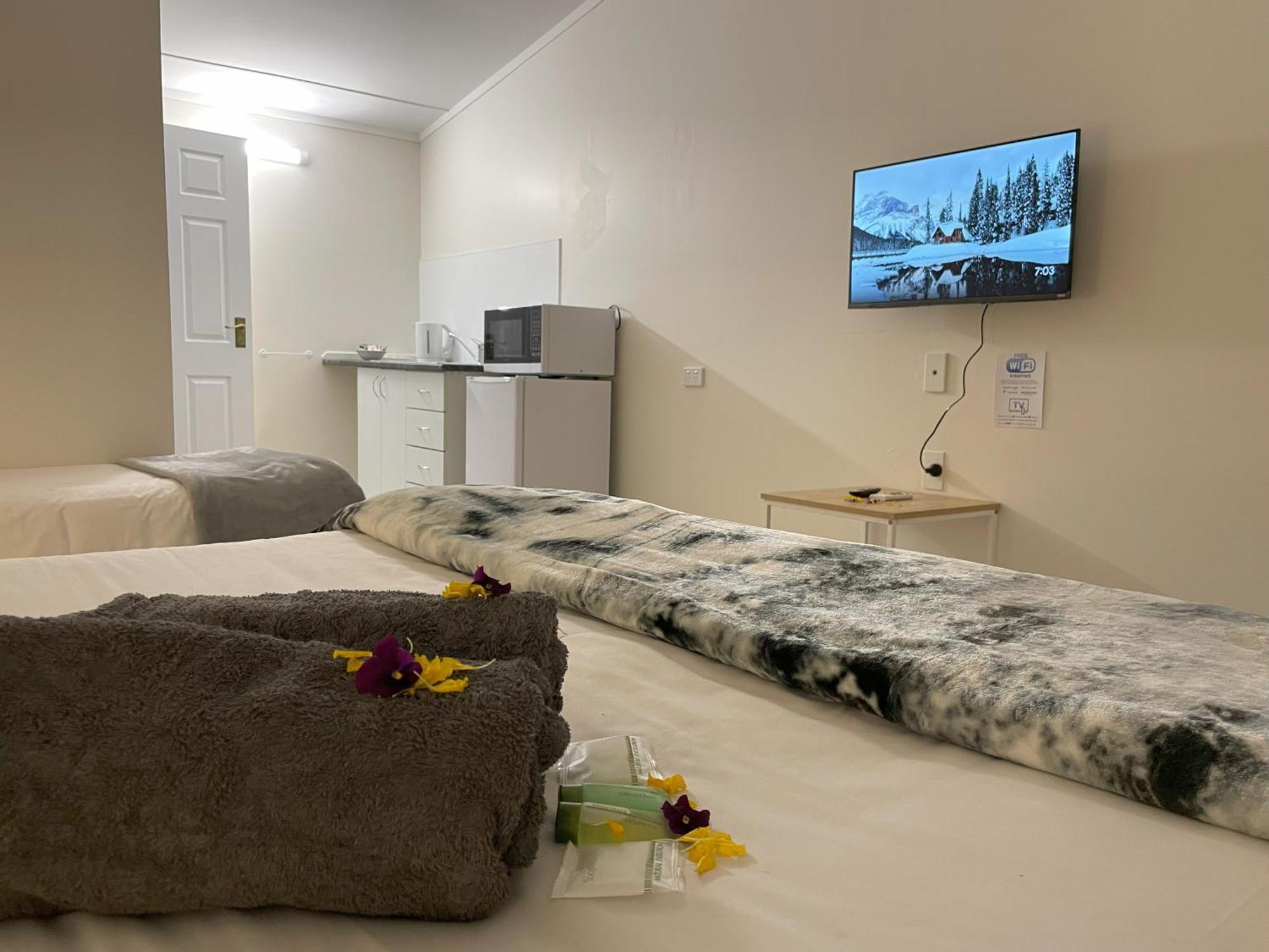 Tirau Motor Inn Екстериор снимка